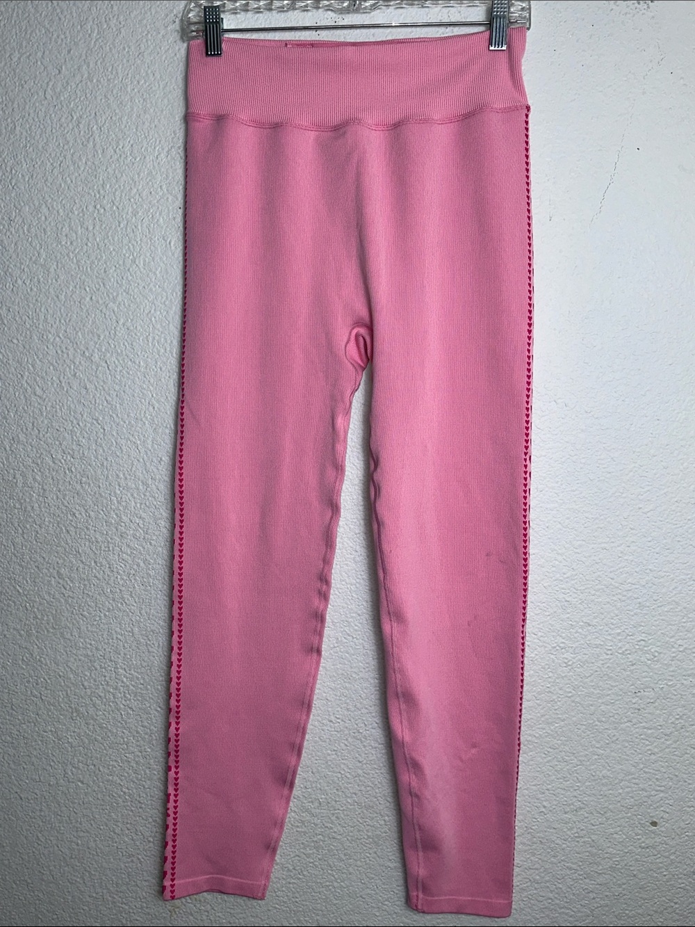 PINK Victoria’s Secret Seamless Leggings Pull On Stretchy Side Hearts Large
